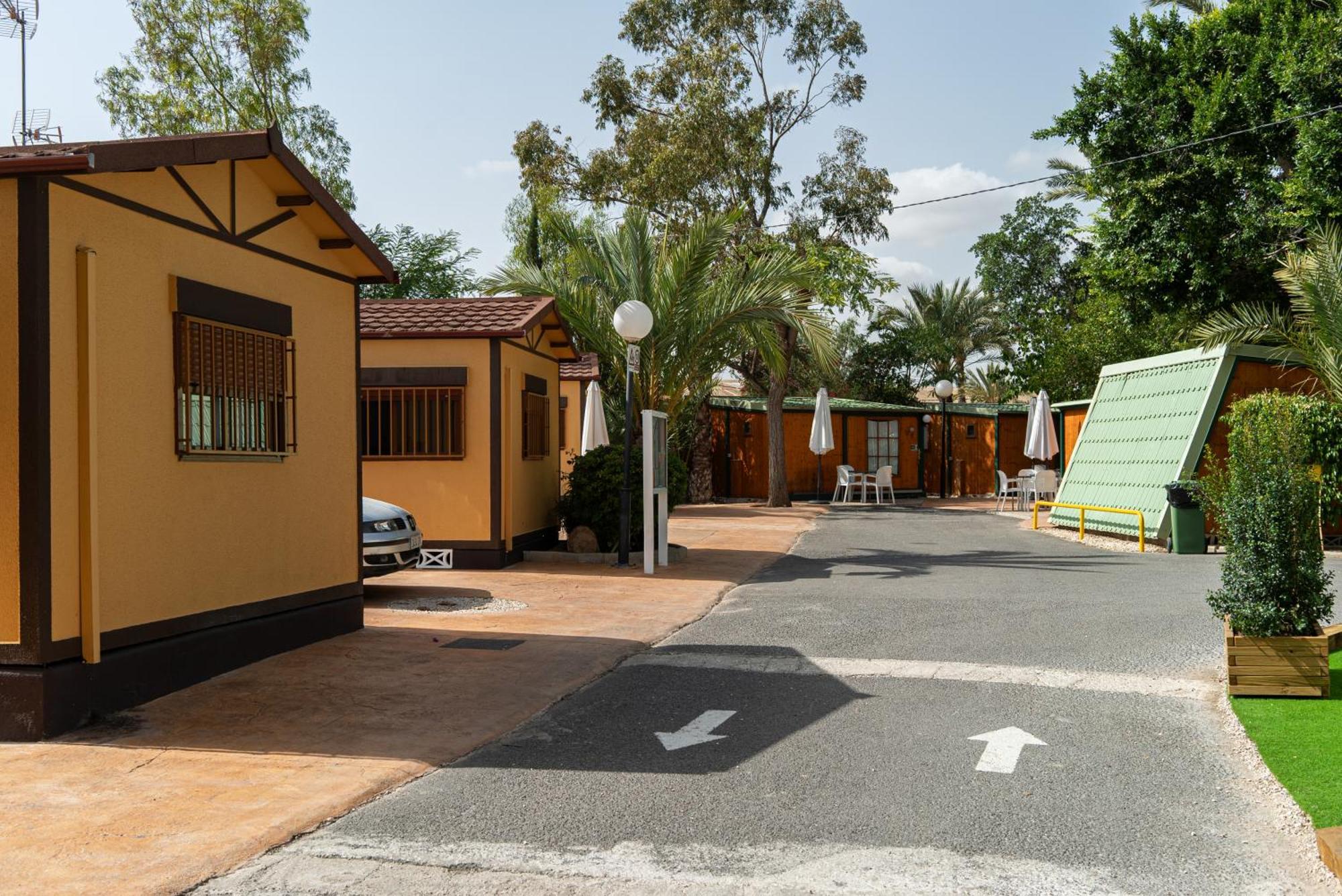 Camping Las Palmeras Crevillente Eksteriør bilde